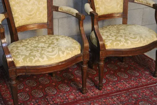 Fauteuil (2) - Louis XVI - Walnoot - Eind 18e eeuw