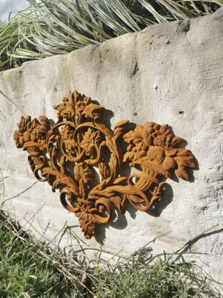 Architecturaal wandornament - IJzer (gegoten) - recent