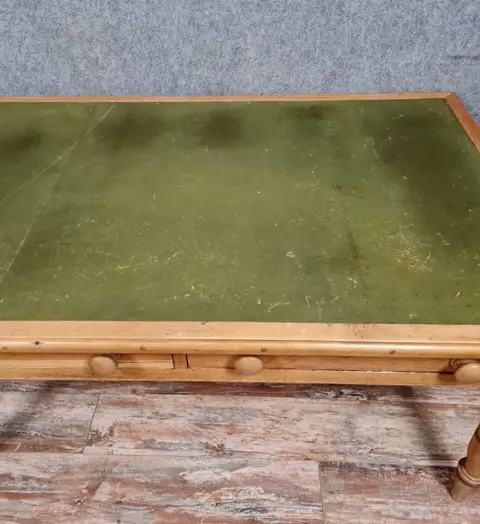 centrum kantoor - helder hout - 19e eeuw