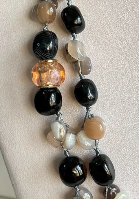 Exclusief collier in de stijl van "Shambhala", van Agaat - en Griekse kruisen van Hematiet .Sterling Zilver 925. - Na 2000