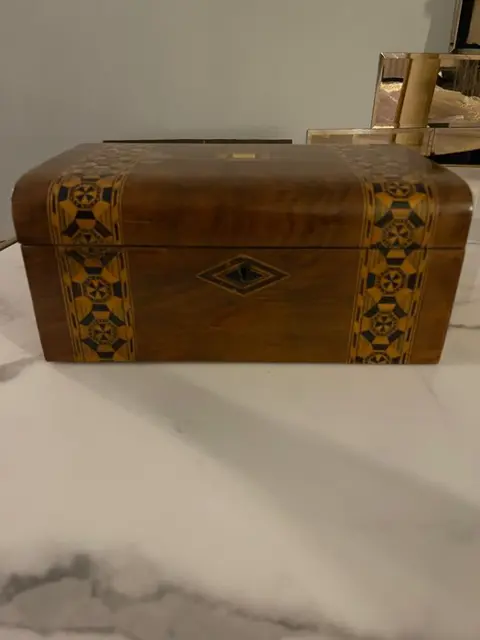 Doos, cosmetische pot (1) - Hout - 19e eeuw