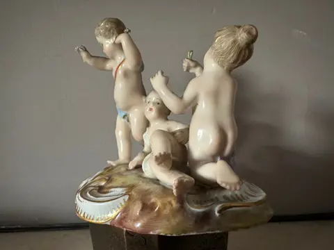 Meissen - Cupido groep (1) - Porselein