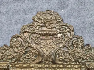 Spiegel in renaissancestijl in getint natuurlijk hout en repoussékoper rond 1850 - Hout - 19e eeuw