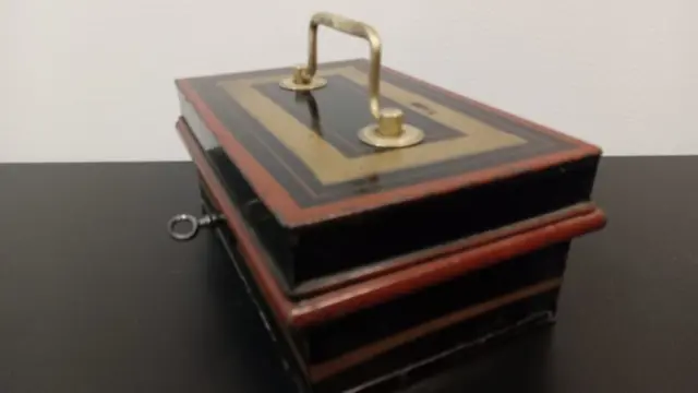 Geldkist - IJzer (gegoten/gesmeed), Staal - 19e eeuw