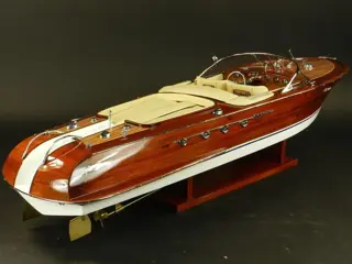 Modelboot op schaal, Groot model riva aquarama 87cm Italiaans hout - Hout - Eind 20e eeuw