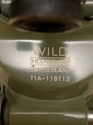 Topografisch theodoliet (1) - metaal - Tweede helft 20e eeuw