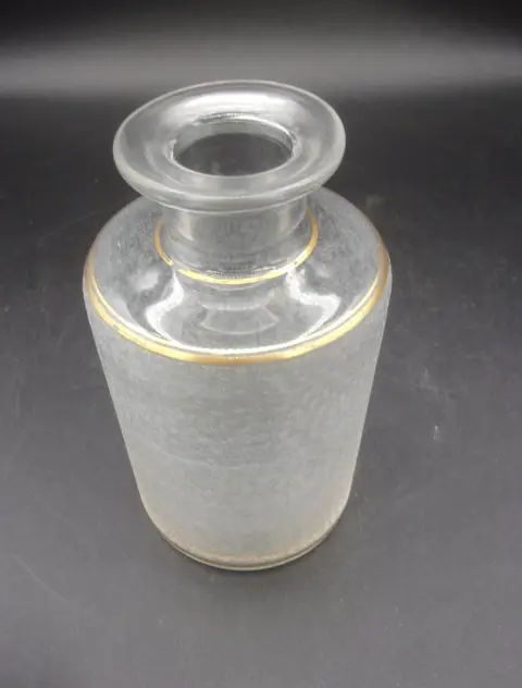 Saint-Louis - frosted model parfumflesje - Kristal