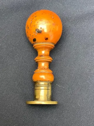 Lakzegel adelijk - Hout Brons - 19e eeuw