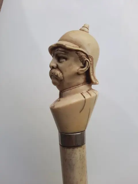 Wandelstok, Otto von Bismarck, 1e kanselier van Duitsland - Been - Begin 20e eeuw