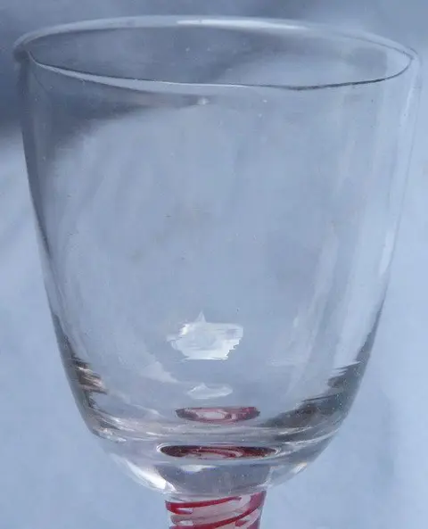 Glazen object (1) - Glas