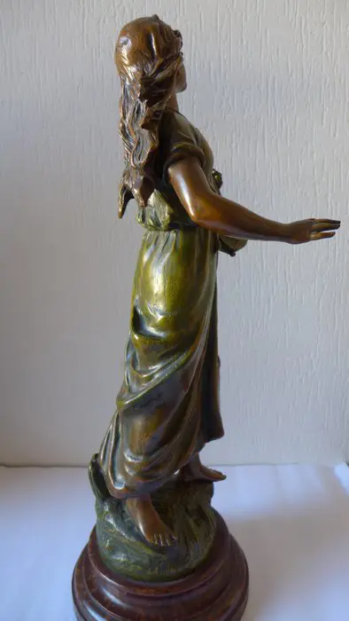 Louis Auguste & François Moreau - Beeld, "Leuk" (55cm.) - Zinklegering - Begin 20e eeuw