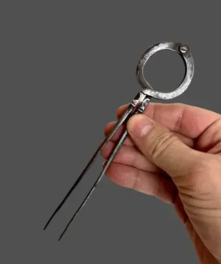 Kaartkompassen (1) - Renaissance - IJzer (gesmeed) - Begin 17e eeuw