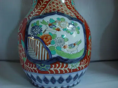 Petrus Regout - Vaas (2) - Aardewerk