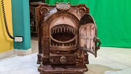 Houtkachel (1) - Emaille, IJzer (gegoten) - Begin 20e eeuw