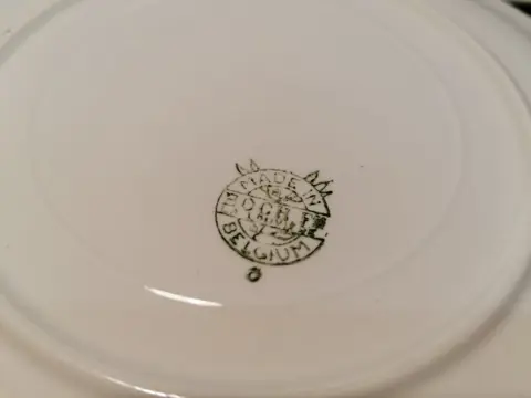 Boch Freres - 12 dessert borden Boch Freres "Margriet" (12) - Aardewerk