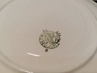 Boch Freres - 12 dessert borden Boch Freres "Margriet" (12) - Aardewerk