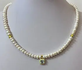 Exclusief collier, van White Pearl TOP KWALITEIT met hanger en ring - met Aquamarijn (AAA) en Griekse kruisen van Hematiet (bescherming en evenwicht). Sterling zilver - Na 2000