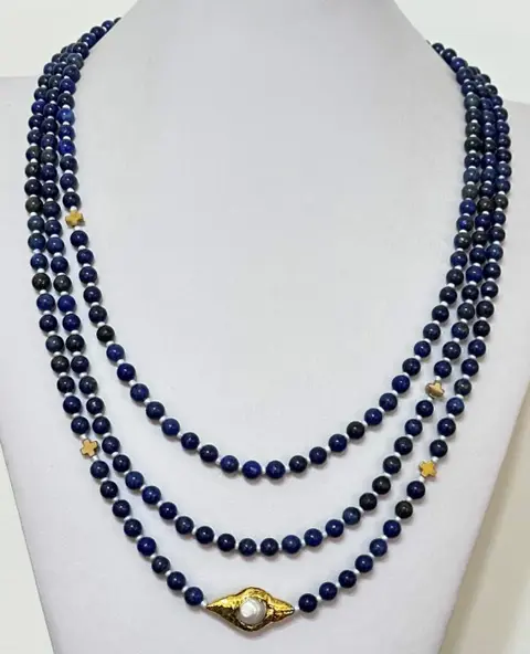 Exclusief collier, van Lapis Lazurite en White Pearl - met Griekse kruisen van Hematiet (bescherming en evenwicht). Sterling zilver - Na 2000