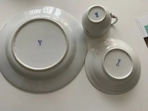 Meissen - Bord, Theeservies (3) - Modern - Porselein