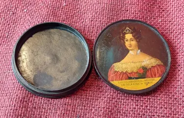 Doos, Miniatuur (Braunschweig) Louise Reine de Belgie - Hout - Eerste helft 19e eeuw