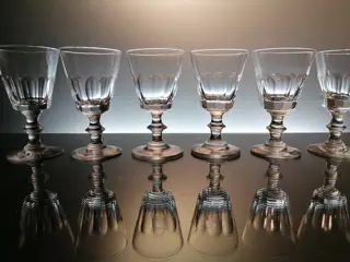 Baccarat - saint Louis - geslepen kristallen wijn/port glazen "Caton" 1880 (6) - Kristal