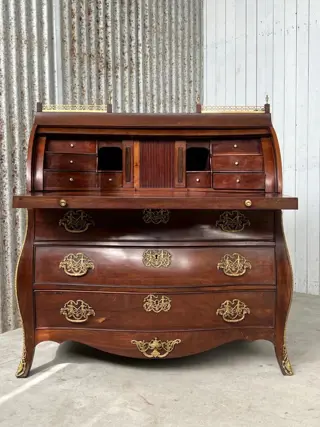 Gebombeerd cilinder bureau (1) - Transitie - Cuba mahonie - 1770 - 1780