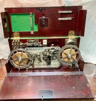 Antieke draagbare of veldmorsetelegraaf (1) - Messing - Eind 19e eeuw