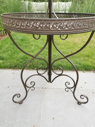 Wrought iron flower rack - 150 cm. high - IJzer (gegoten/gesmeed) - recent