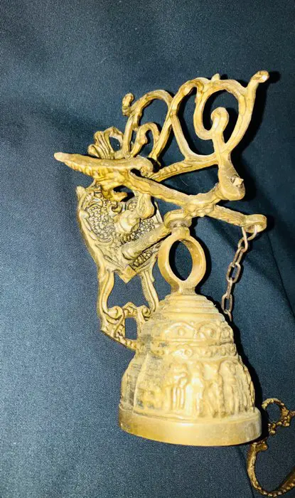 oude kloosterbel (1) - Brons - Begin 20e eeuw