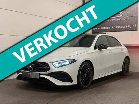 Mercedes-Benz A-klasse 250e AMG Pano, Cruise Control, Apple Carplay, 360°, Sfeerverlichting, Lane-As