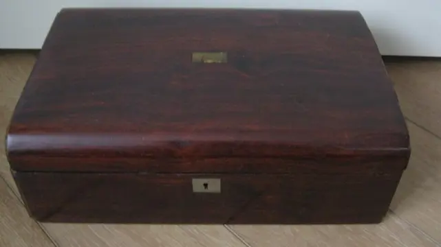 doosjes/kistjes (4) - Hout - Eind 19e eeuw