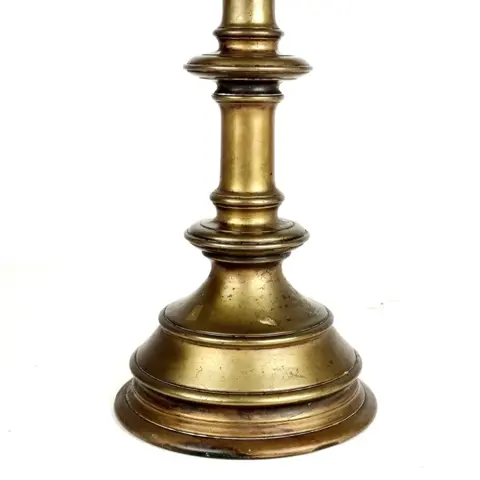 Bronze church candlestick - Brons - Eerste helft 20e eeuw