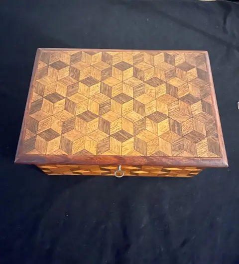 Doos - Hout, fineer- - Begin 20e eeuw