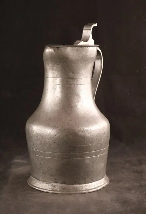 Antieke kan - Tin - 19e eeuw