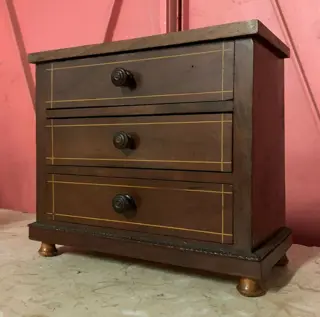 Meestermeubel: mahonie ladekast - Mahonie - Eind 19e eeuw