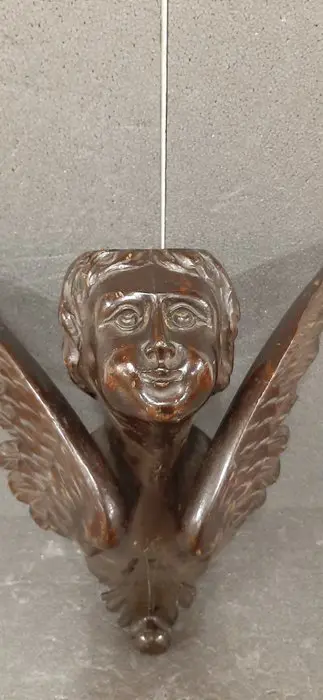 Hoofd van een gevleugelde engel - Hout - Eerste helft 20e eeuw