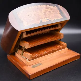 Doos / sigarettenkoker - Hout - 20e eeuw