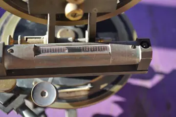 Topografisch theodoliet (1) - Messing - rond 1900