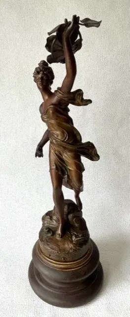 J. Guillot naar Emile Bruchon (1806 - 1895) - Beeld, Jonge vrouw "Primavera" - 49 cm - Hout, Zinklegering - Eind 19e eeuw