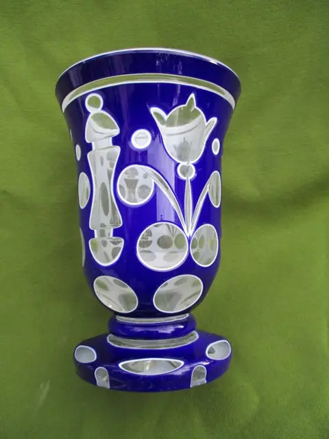 Goblet glas.Kristal geslepen overlay.Boheems circa 1900 - Kristal