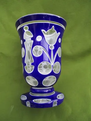 Goblet glas.Kristal geslepen overlay.Boheems circa 1900 - Kristal