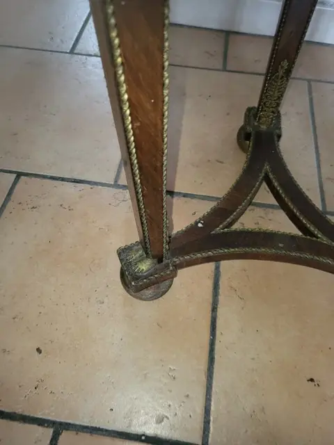 Gueridon (2) - Lodewijk XVI-stijl - Hout, Marmer - 19e eeuw