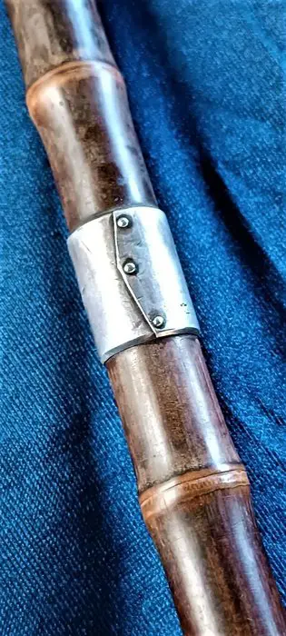 Bamboestok met zilveren sjerp. - Bamboe, zilver. - Begin 20e eeuw