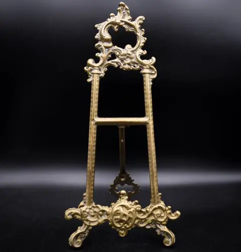 bureau lessenaar - Brons - Midden 20e eeuw