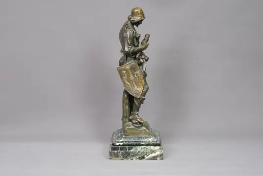Attributed to Julien Dillens (1849 – 1904) - Een sculptuur getiteld 'The wood turners association' - 47 cm - 9,6 kg - Brons - Tweede helft 19e eeuw