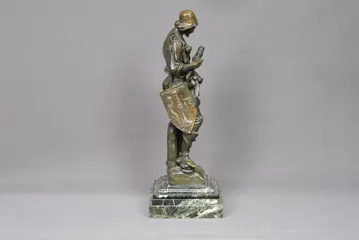 Attributed to Julien Dillens (1849 – 1904) - Een sculptuur getiteld 'The wood turners association' - 47 cm - 9,6 kg - Brons - Tweede helft 19e eeuw