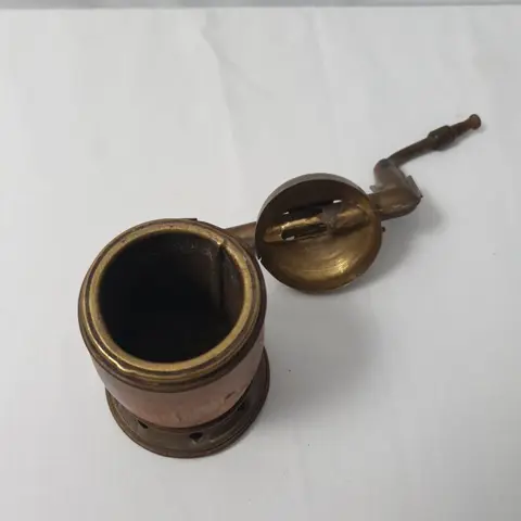 Zeldzame Imker- of zogenaamde Dathepijp - Hout, Koper - Begin 20e eeuw