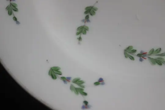 Manufacture à Paris, Barbeaux - Porseleinen schaal (1) - Lodewijk XVI-stijl - Porselein