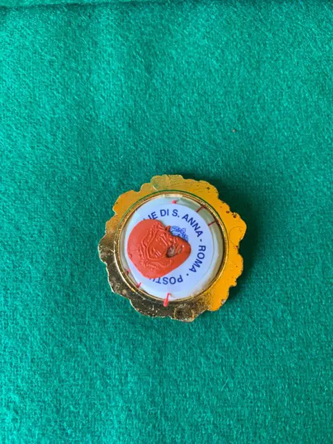 Reliek - stof glas metaal - Eind 20e eeuw