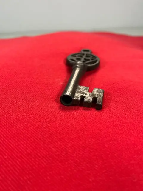 Sleutel in Venetiaanse stijl - IJzer (gesmeed) - 17e eeuw